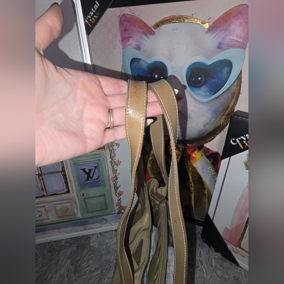 Prada Nylon Small/Medium Tan Shoulder Bag (EUC)(SEE PICS)(148) - Picture 3 of 10